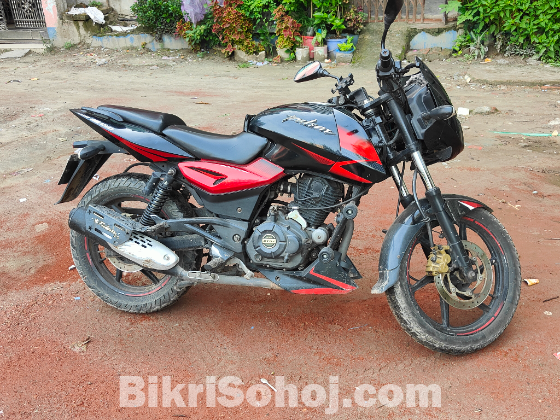Bajaj pulsar 150 2018